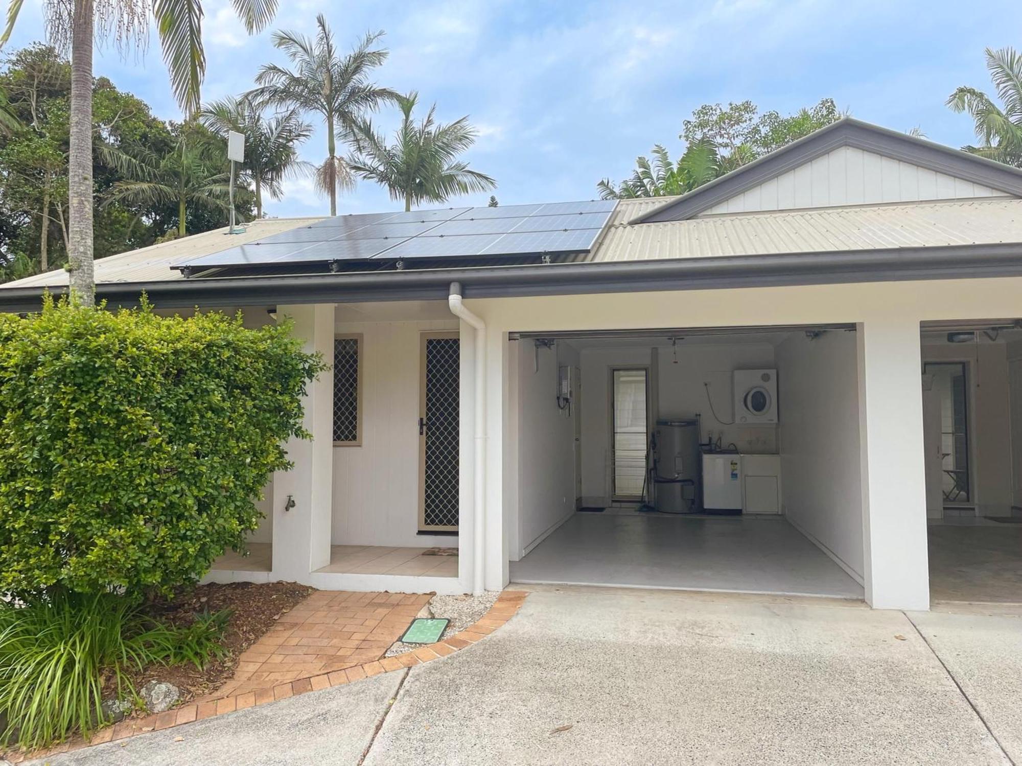 Byron Lakeside Holiday Apartments Byron Bay Exterior foto